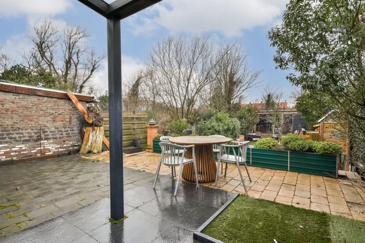 Photo 14 of Kostverlorenstraat 47