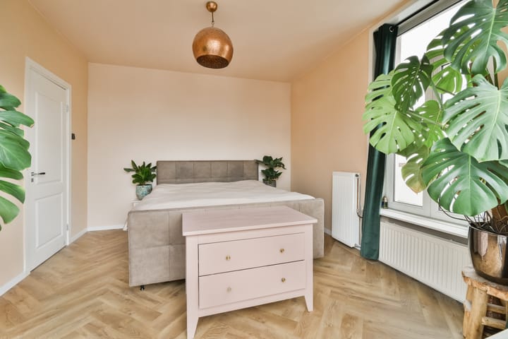 Photo 25 of Kostverlorenstraat 47