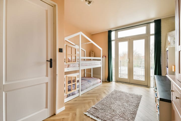 Photo 28 of Kostverlorenstraat 47