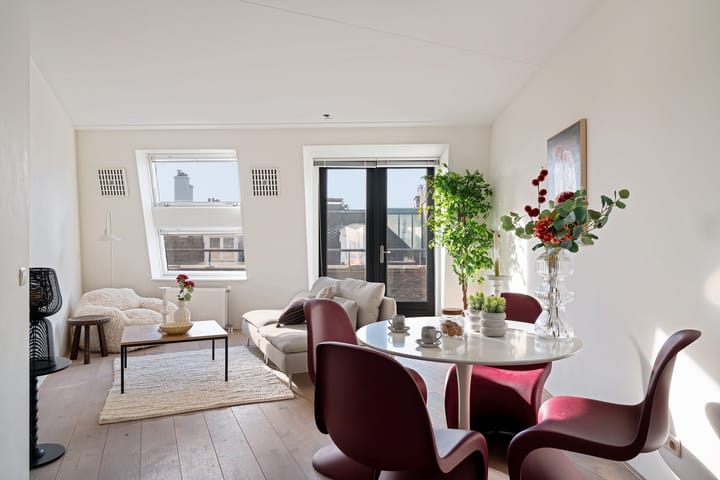 Photo 6 of Utrechtsestraat 44-18