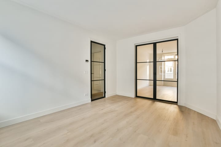 Photo 4 of Diezestraat 19-1