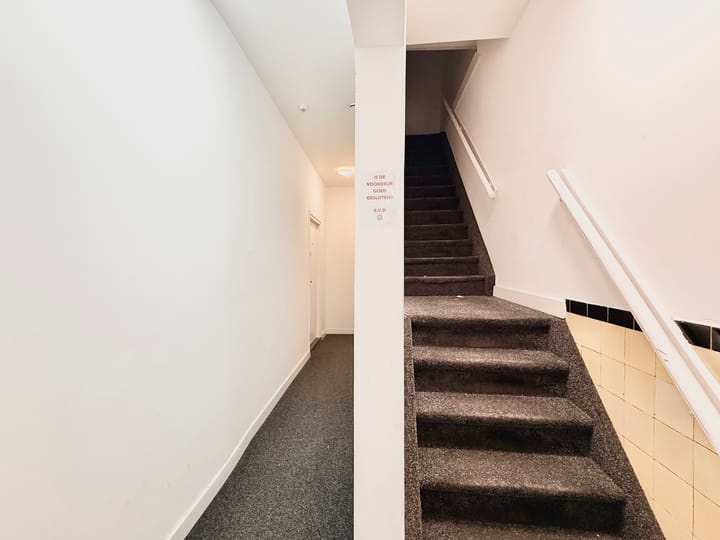 Foto 8 van Hinthamerstraat 207-E