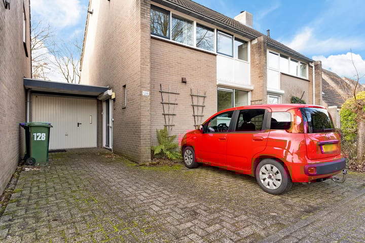 Foto 5 van Hoensbroekstraat 128