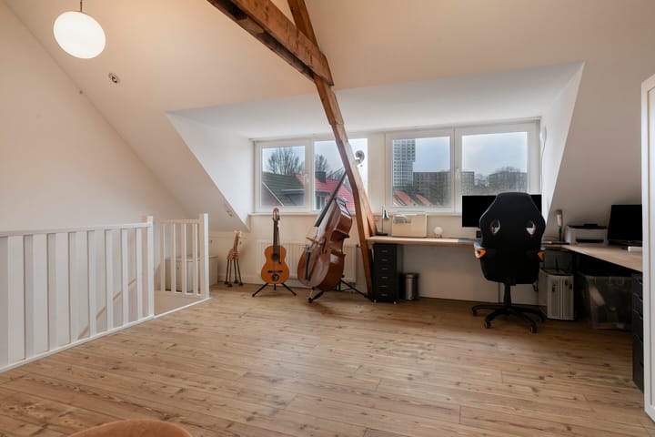 Foto 28 van Rosa Manusstraat 21