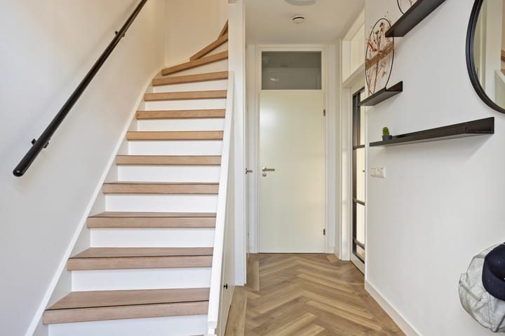 Foto 6 van van Essenstraat 43