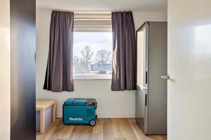 Foto 25 van van Essenstraat 43