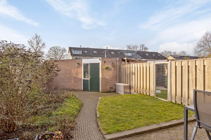 Foto 35 van van Essenstraat 43