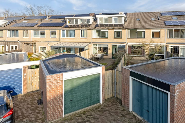 Foto 40 van van Essenstraat 43