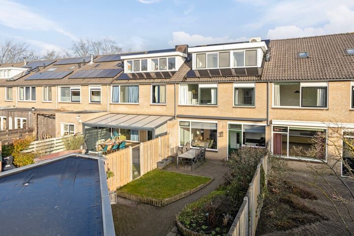 Foto 41 van van Essenstraat 43