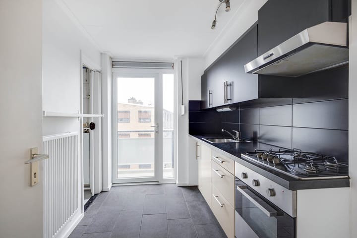 Foto 9 van Mgr. Feronstraat 12