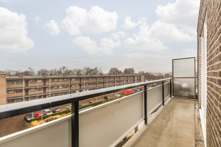 Foto 10 van Mgr. Feronstraat 12