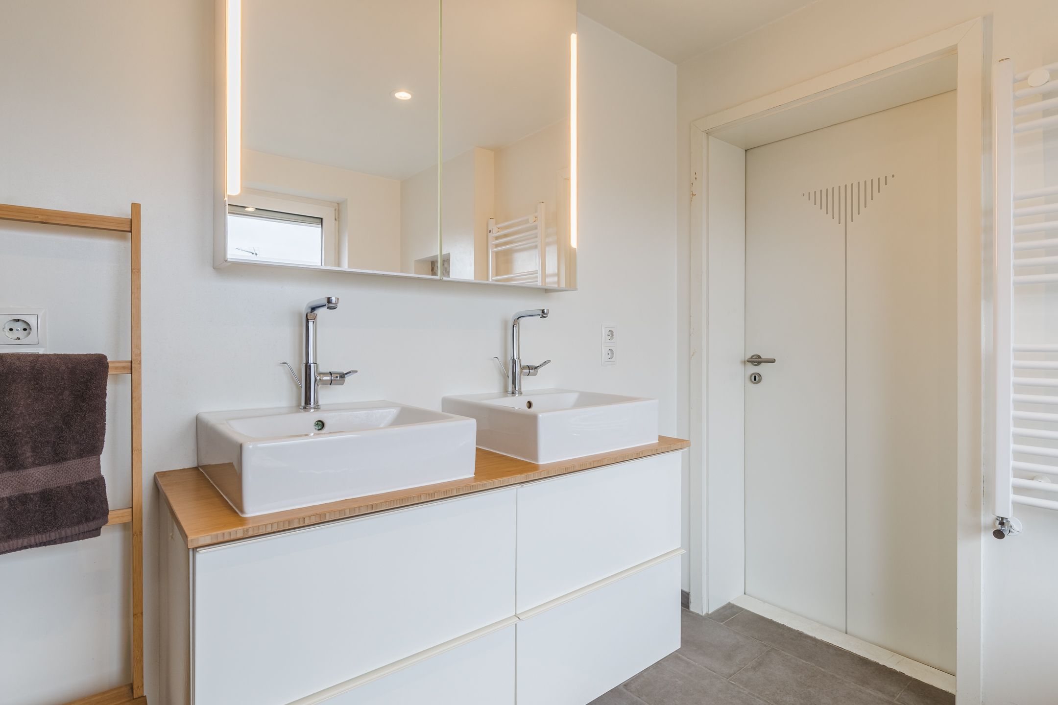 Foto 48 van Gausweg 9