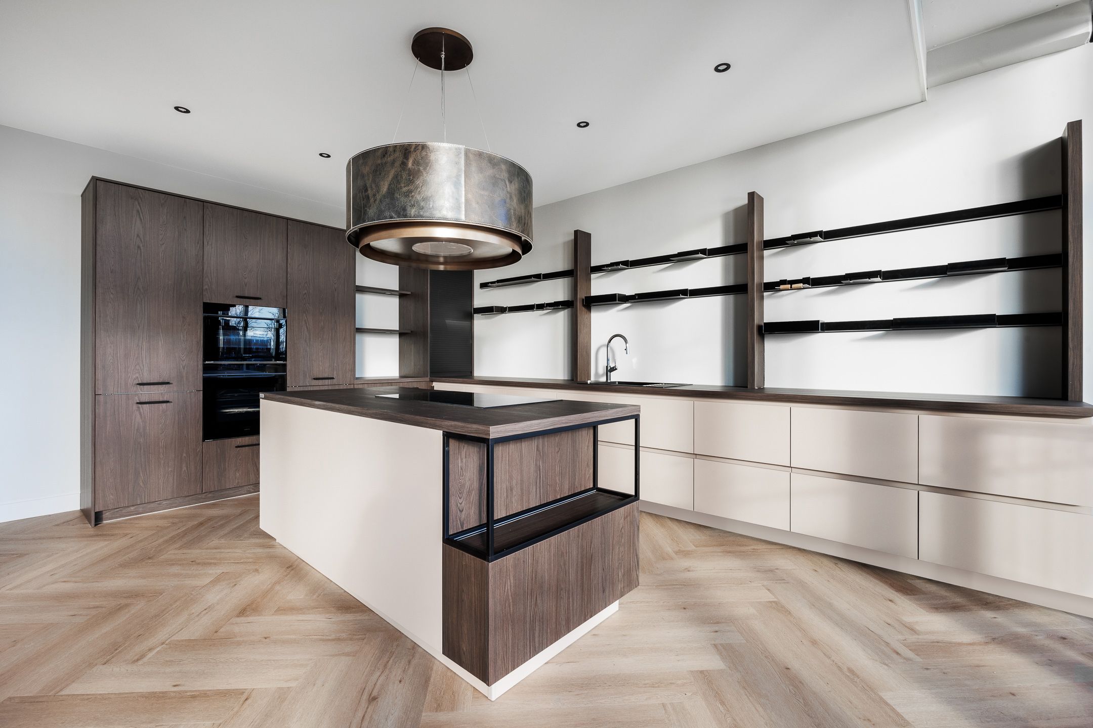 Photo 12 of Zilverparkkade 131