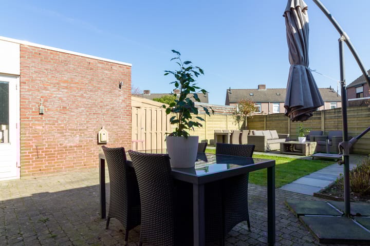 Photo 3 of Gangboord 15