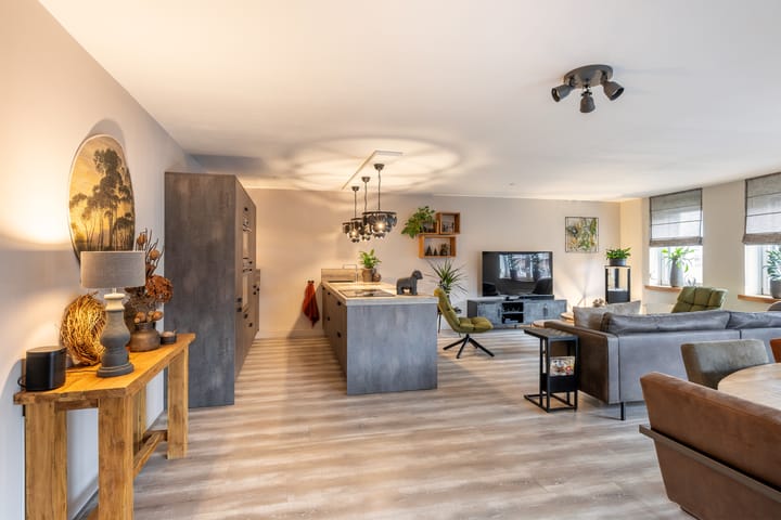 Photo 3 of Nieuwstraat 402