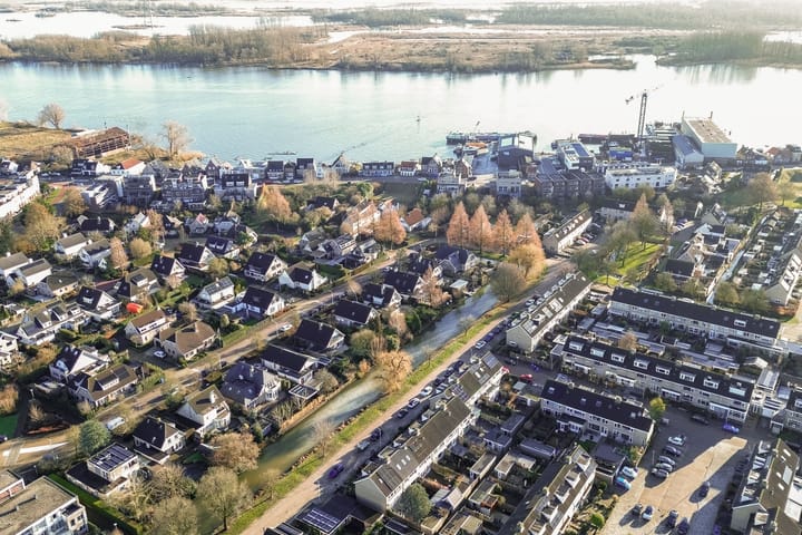 Foto 42 van Jac. P. Thijssesingel 52