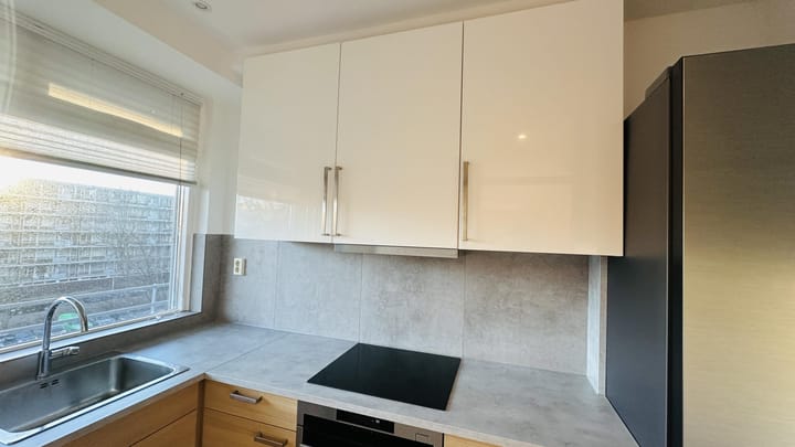 Foto 9 van Dirk Costerplein 122