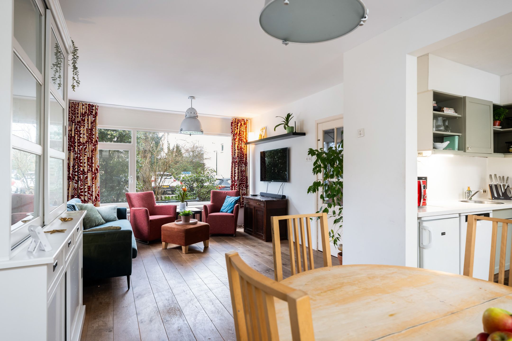 Photo 9 of Troelstraweg 2