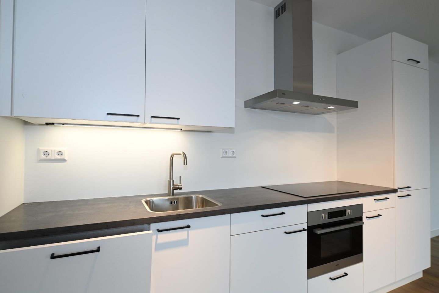 Foto 10 van Baan 34-E20