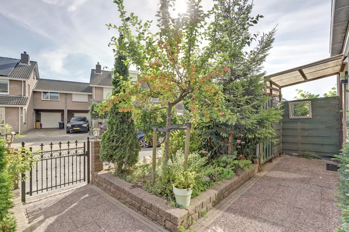 Photo 4 of Ridderspoorhof 10