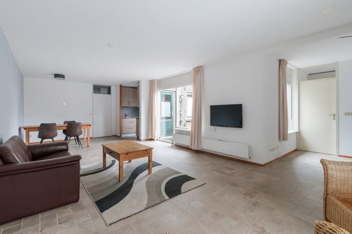 Foto 2 van Suze Groeneweg-erf 440