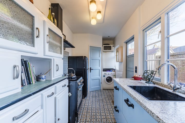 Photo 18 of Parallelweg Oost 6