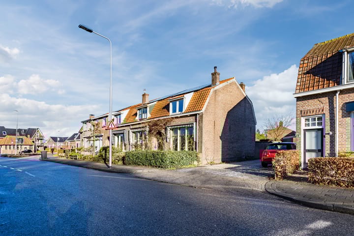 Photo 2 of Parallelweg Oost 6