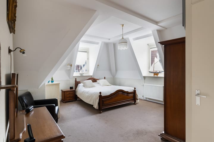 Foto 22 van Kronenburgplantsoen 12-L