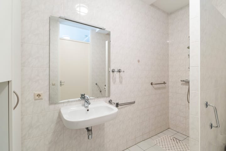 Foto 28 van Kronenburgplantsoen 12-L