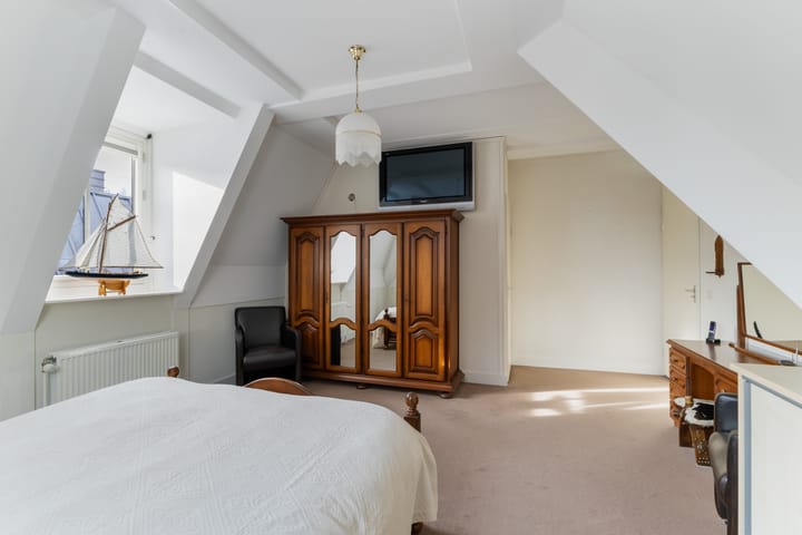 Foto 5 van Kronenburgplantsoen 12-L