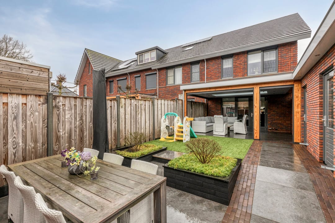 Foto 28 van Schoolstraat 37