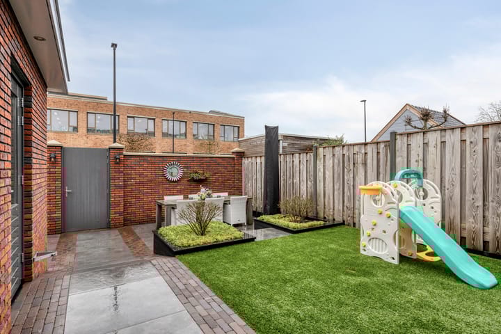 Foto 32 van Schoolstraat 37