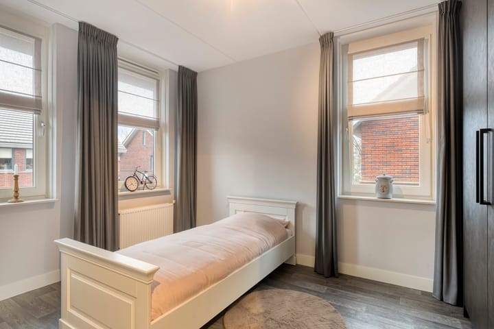 Foto 19 van Schoolstraat 37