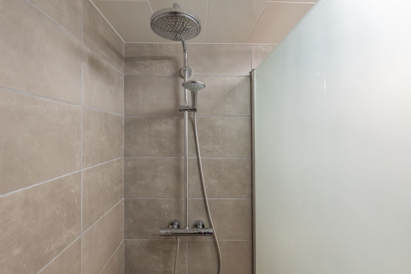 Photo 14 of Prins Bernhardstraat 4