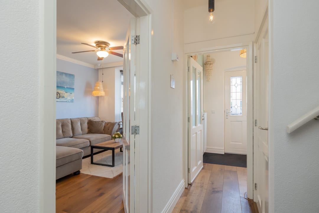 Photo 22 of Prins Bernhardstraat 4