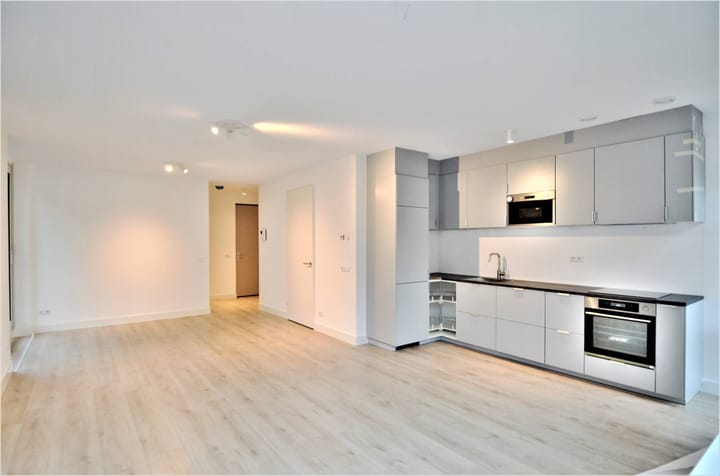 Photo 8 of Faas Wilkesstraat 397