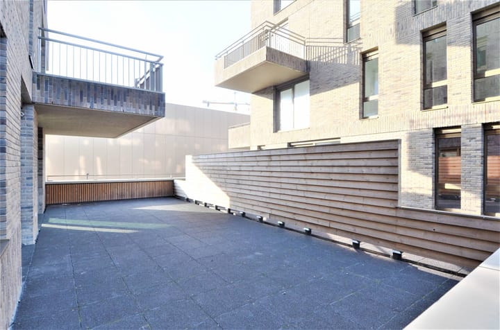 Photo 4 of Faas Wilkesstraat 397