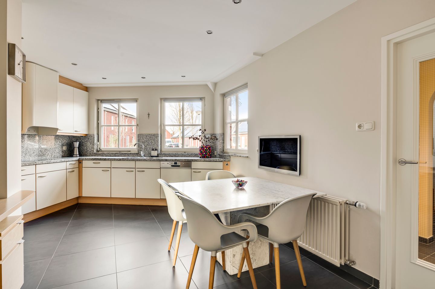 Foto 14 van Iepenlaan 11