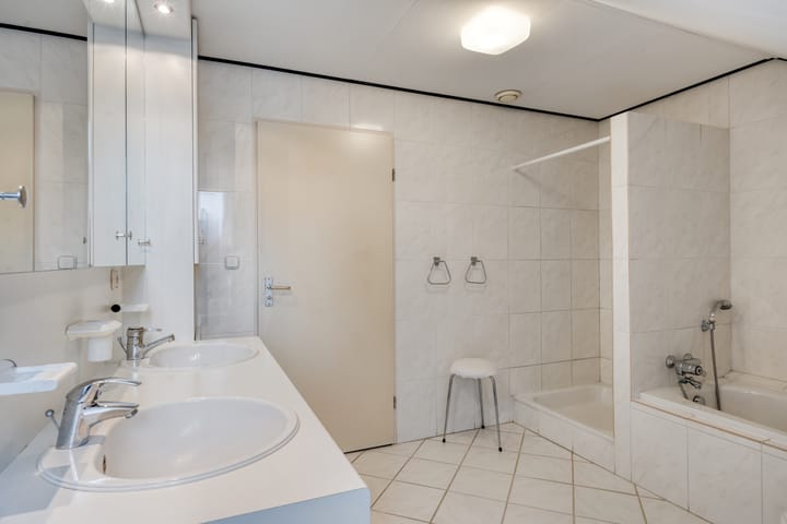 Foto 30 van Courtpendu 25