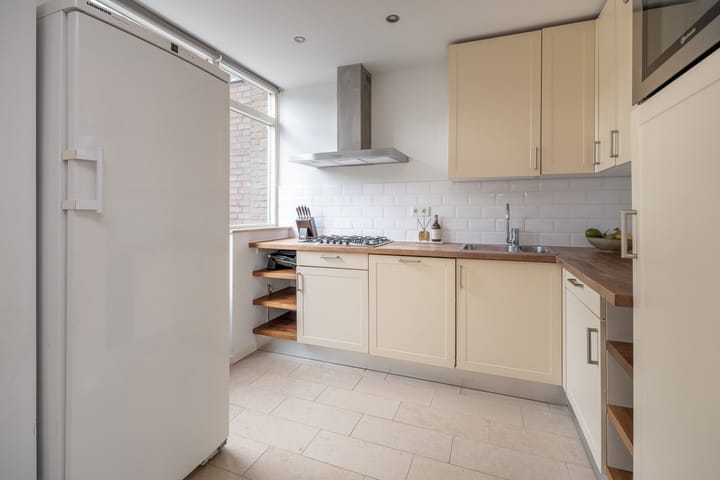 Foto 10 van Raadhuislaan 5