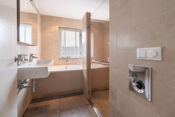 Foto 23 van Raadhuislaan 5