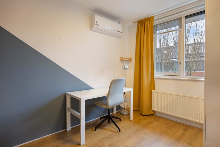 Foto 22 van Madelief 10