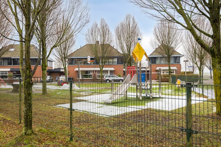 Foto 38 van Madelief 10