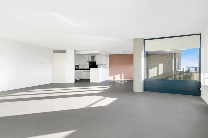 Foto 8 van Zwaardvegerstraat 306