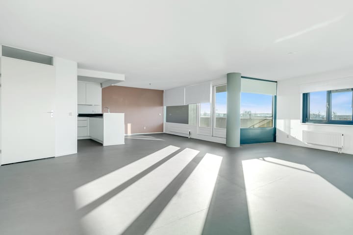 Foto 7 van Zwaardvegerstraat 306