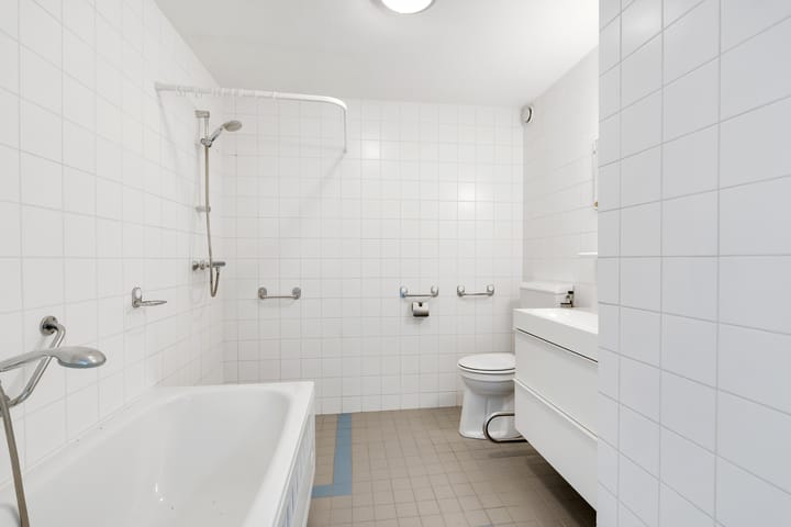 Foto 14 van Zwaardvegerstraat 306