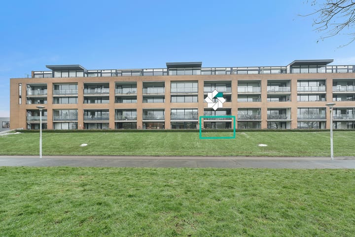 Photo 2 of Zwaardvegerstraat 162