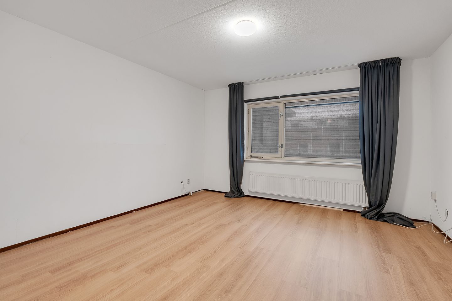 Photo 14 of Zwaardvegerstraat 162