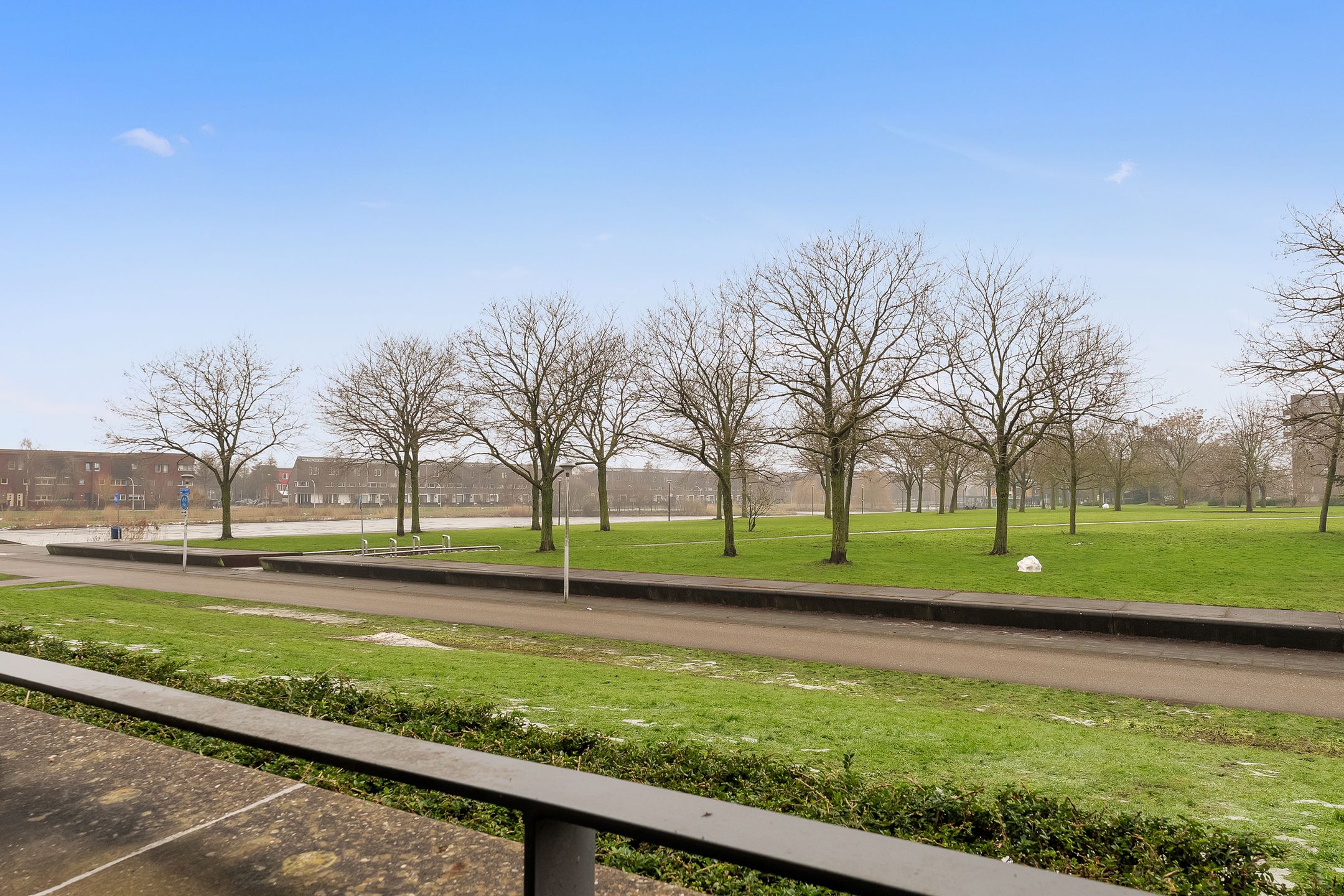 Photo 21 of Zwaardvegerstraat 162