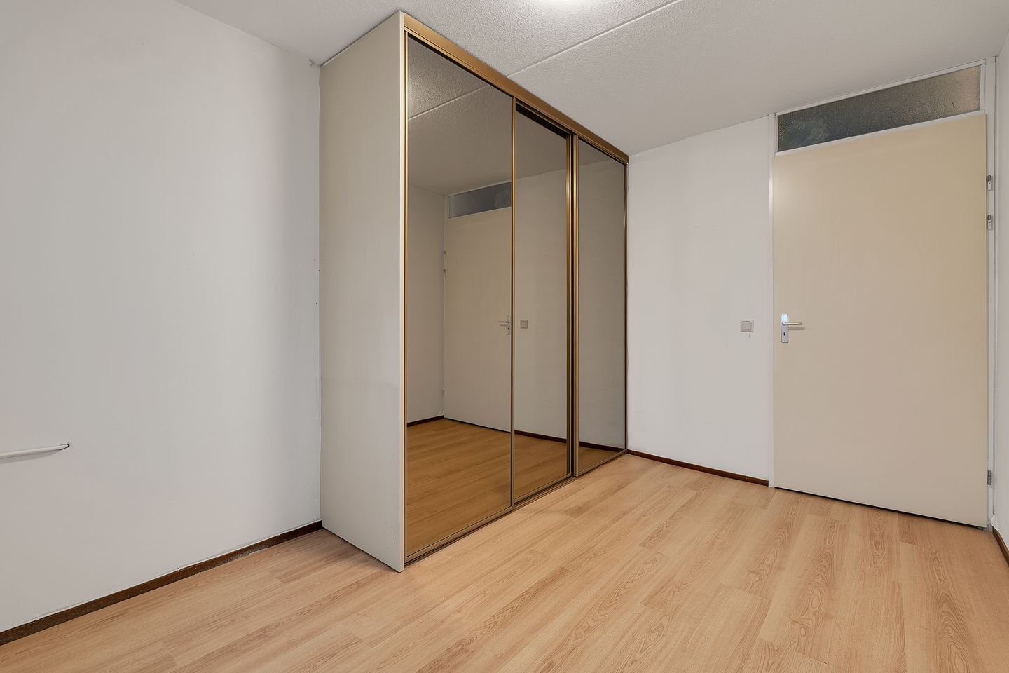 Photo 19 of Zwaardvegerstraat 162